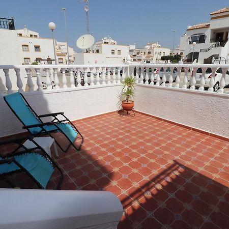 Vistabella Golf Flat With Access To Pool And Parking Villa Orihuela Eksteriør billede