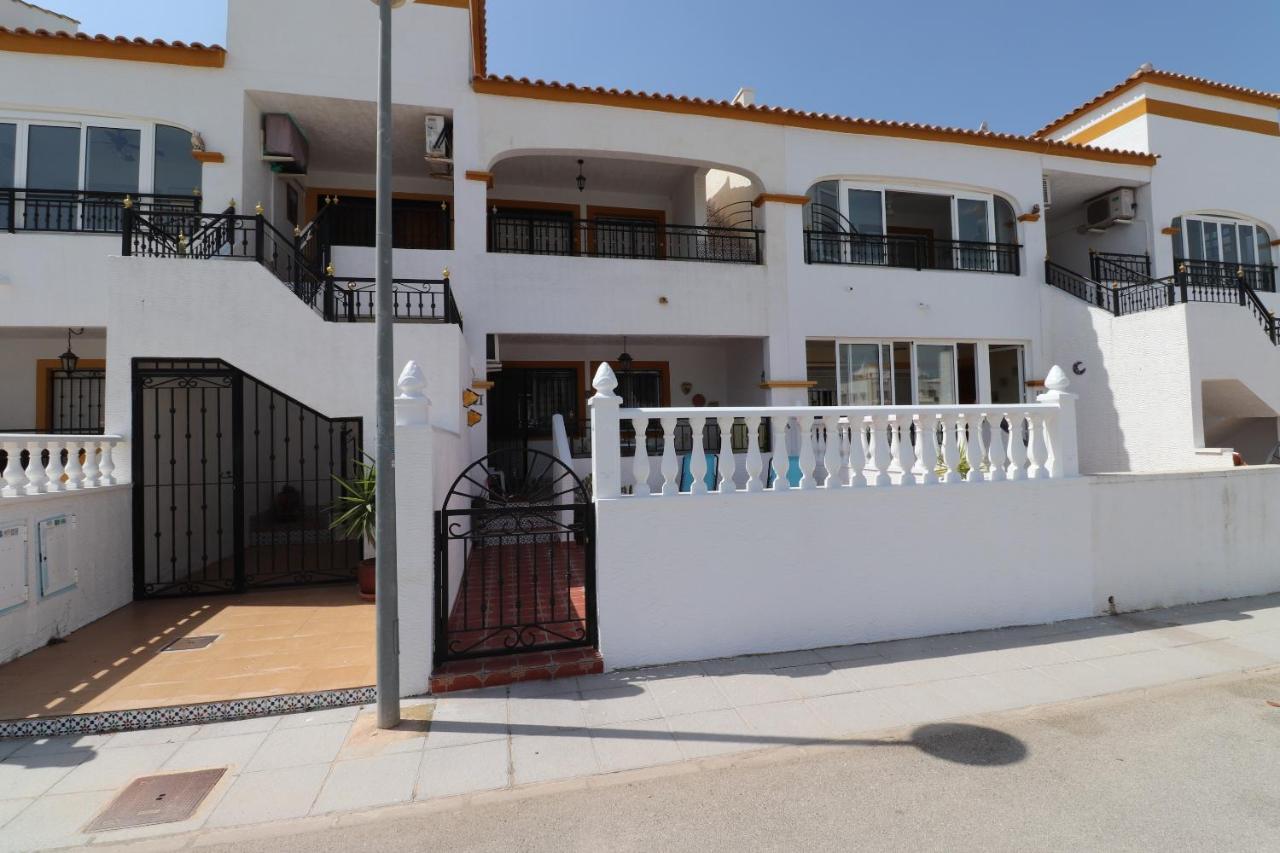 Vistabella Golf Flat With Access To Pool And Parking Villa Orihuela Eksteriør billede
